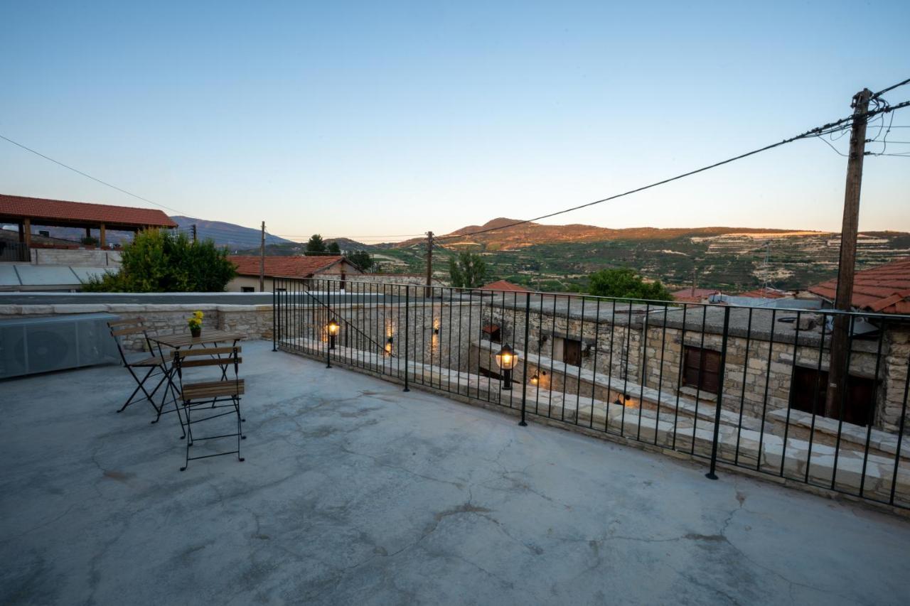 Eidyllio Luxury Suites Omodos Exterior photo